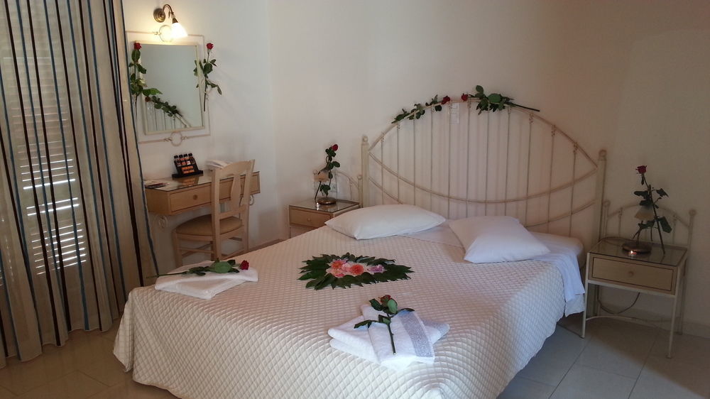 Antony Suites (Adults Only) Naxos City Exterior foto